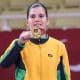 alana maldonado com a medalha de ouro de tóquio-2020