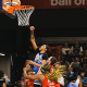 Kamilla Cardoso faz bandeja no jogo etre Chicago Sky e Washington Mystics na WNBA