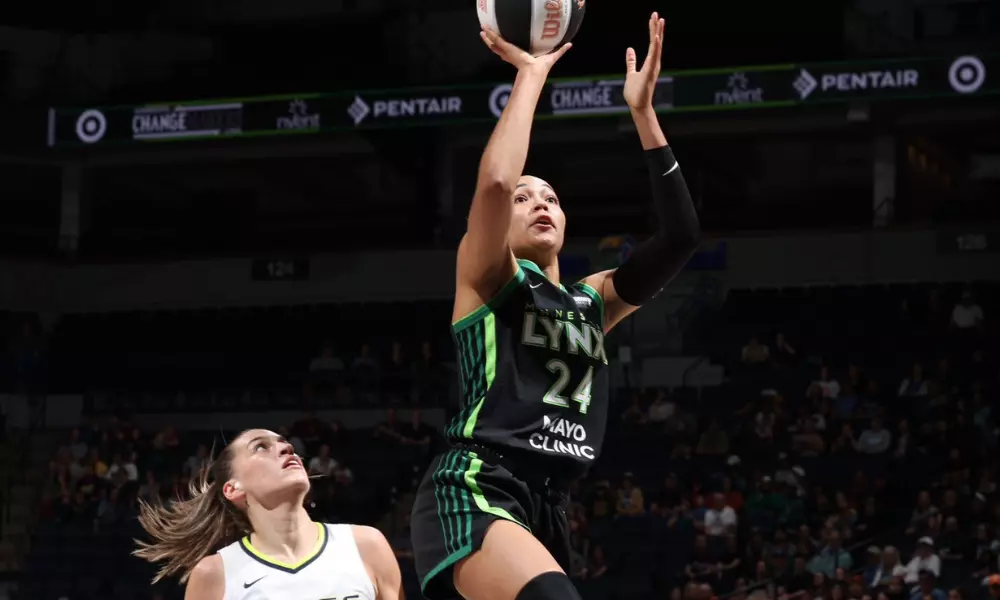 Jogadora do Minnesota Lynx na partida contra o Dallas Wings na WNBA. Time de Stephanie Soares perdeu