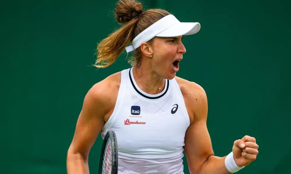 Bia Haddad Maia vence Camila Osorio por W.O e avança em Wimbledon (Foto: WTA)