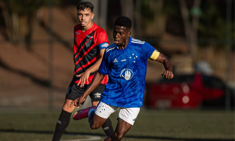 Confronto entre Cruzeiro e Athletico-PR, válido pelo Brasileiro Sub-20 (Matheus Ramos/NewPhotos)