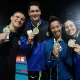 Equipe do Pinheiros campeã do revezamento 4x100m medley misto no Brasileiro de Inverno (Satiro Sodré/CBDA)