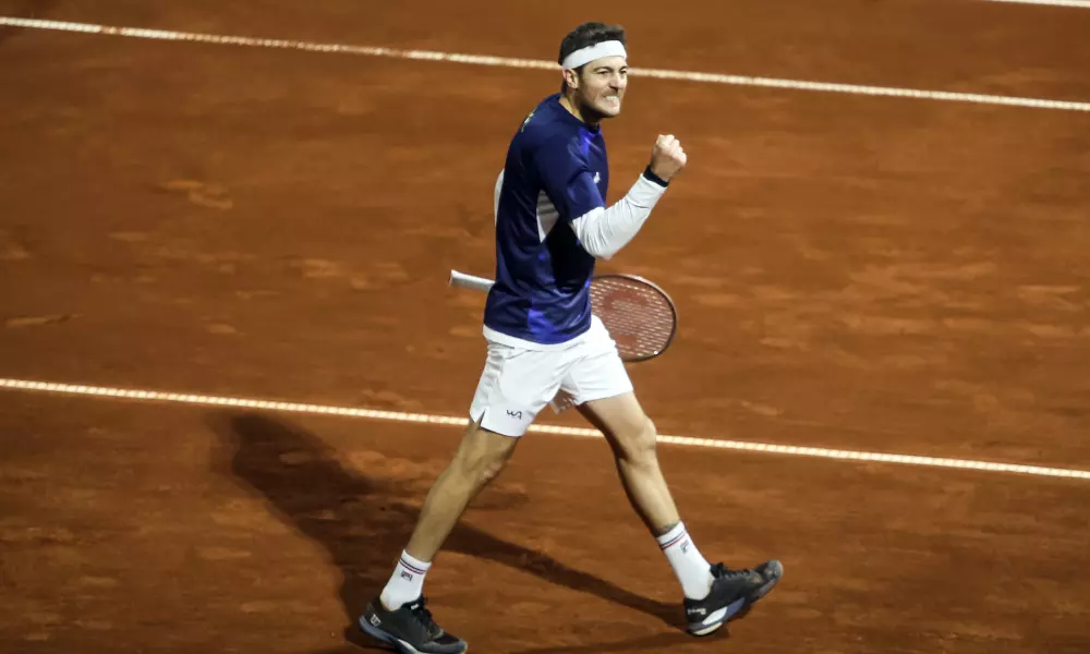 Marcelo Demoliner cerra os punhos e vibra após semi do Challenger de Amersfoort, com Guillermo Duran (Challenger de Verona), partidas, santiago