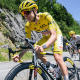 Tadej Pogacar em etapa do Tour de France 2024