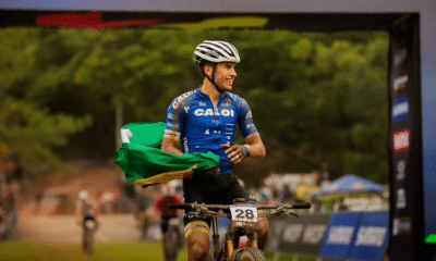 Ulan Galinski no ciclismo mountain bike dos Jogos Olímpicos de Paris-2024 (Foto: Alemão Silva)