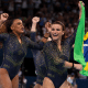 Rebeca Andrade e Jade Barbosa comemoram medalha nos Jogos Olímpicos de Paris