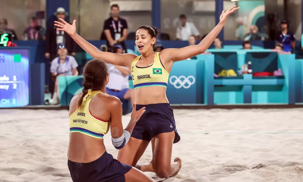 Duda e Ana Patrícia no vôlei de praia dos Jogos Olímpicos de Paris-2024