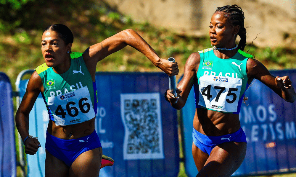 Ana Carolina Azevedo e Gabriela Mourão no revezamento 4x100m feminino