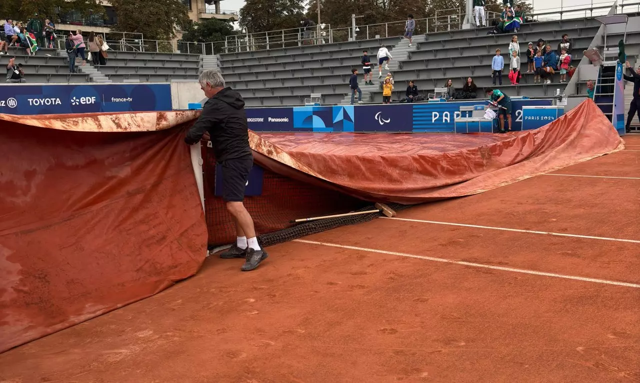 Chuva em Roland Garros atrasou partidas do Tênis em Cadeira de Rodas nas Paralimpíadas de Paris - Foto: Pedro Suaide