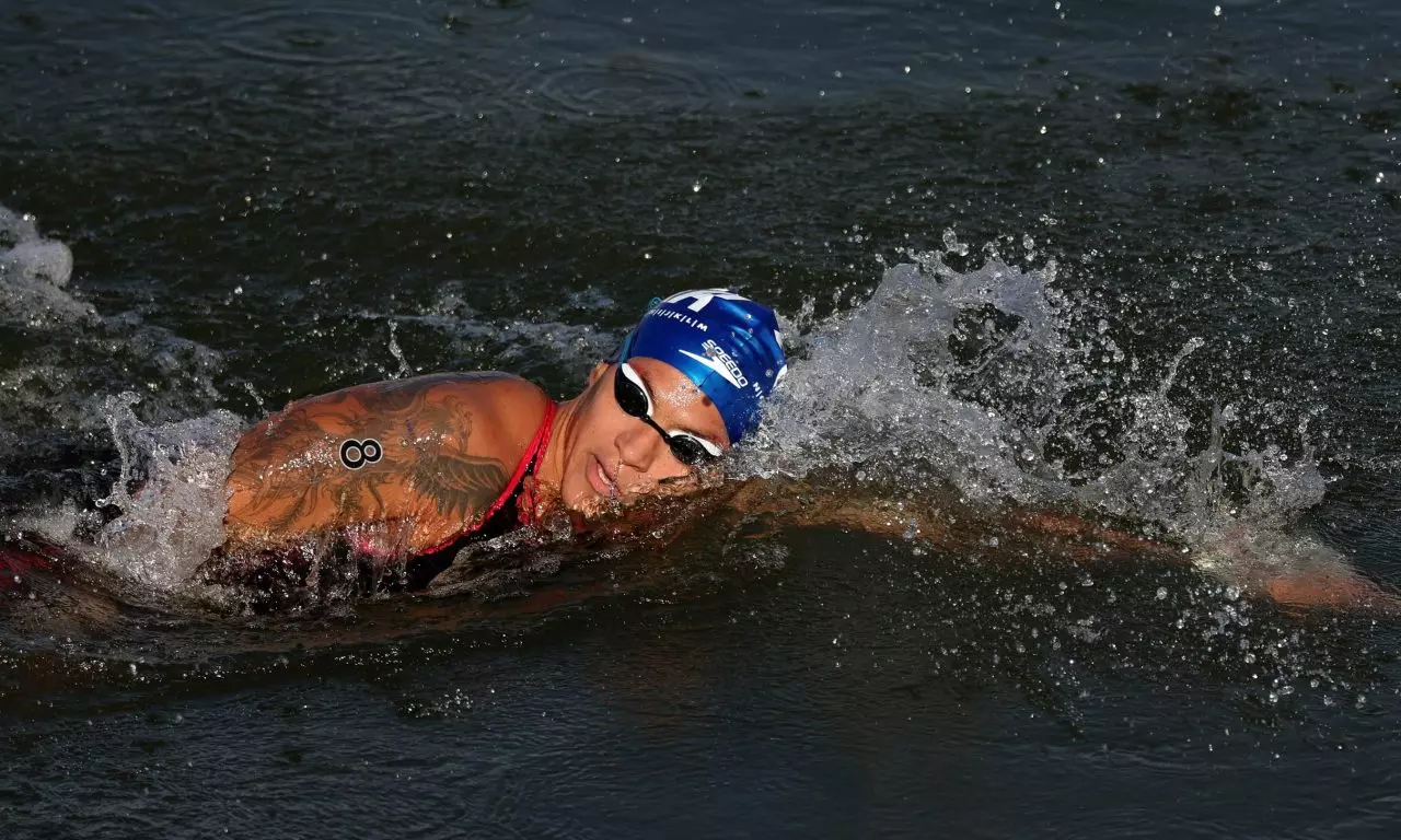 Ana Marcela Cunha maratona aquática jogos de paris olimpíada de paris viviane jungblut ouro prata bronze los angeles
