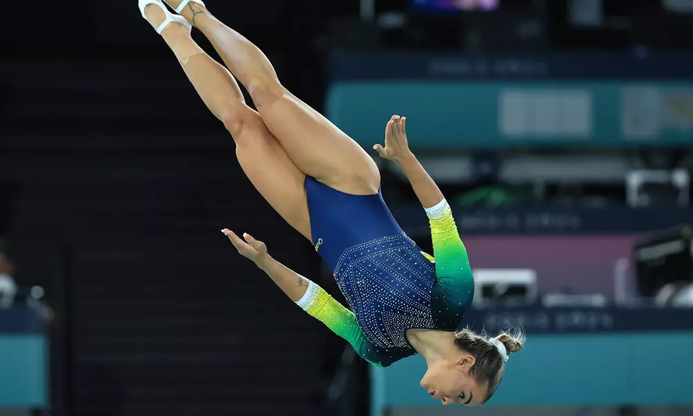 Camilla Gomes, da Ginástica de trampolim, compete nos Jogos Olímpicos de Paris-2024