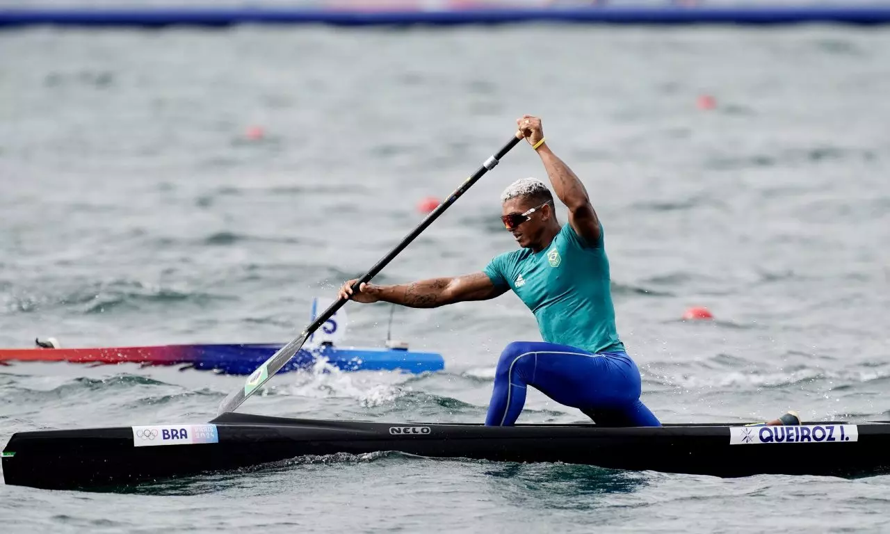 Isaquias Queiroz canoagem velocidade paris 2024 jogos olímpicos olimpíada ouro prata bronze medalha pódio