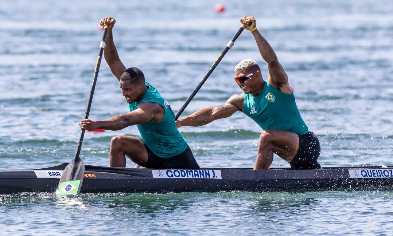 Isaquias Queiroz canoagem velocidade paris 2024 jogos olímpicos olimpíada ouro prata bronze medalha pódio los angeles