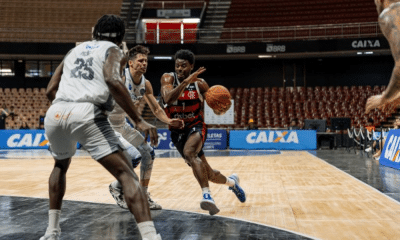 Flamengo contra o Brasília Basquete no Torneio de Abertura do NBB