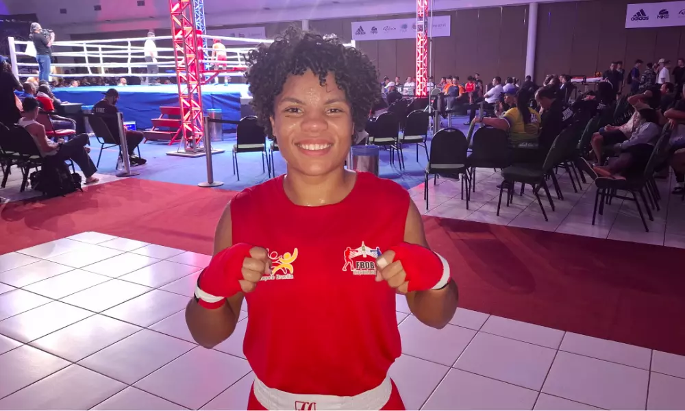Anna Beatriz Souto, do Distrito Federal, no Campeonato Brasileiro Cadete e Juvenil de boxe