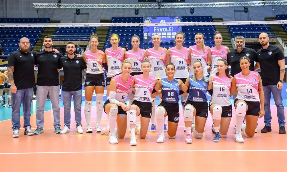 Voluntari, time de Dani Terra, na Champions League de vôlei feminino