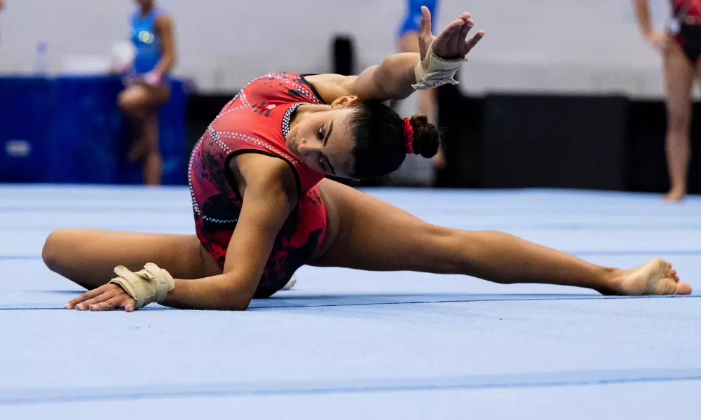 Gabriela Bouças levou a medalha de ouro no individual geral e com a equipe do Flamengo