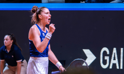 Bia Haddad Maia no jogo contra Argentina nos playoffs da Billie Jean King Cup