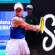 Laura Pigossi no duelo contra Solana Sierra pela Billie Jean King Cup (Caio Poltronieri/OTD)