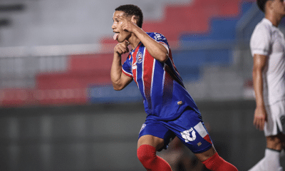 Jogador do Bahia comemora gol na Copa do Brasil Sub-20