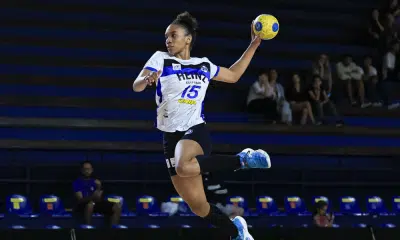 Jogadora do Pinheiros que jogou contra o Sorocaba no Super Paulistão