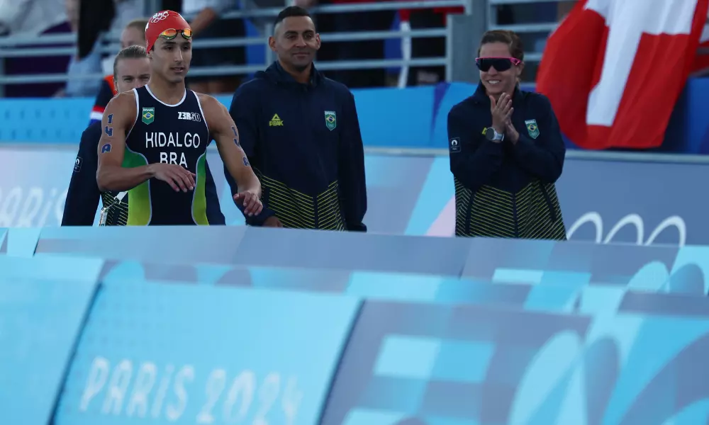 Revezamento misto do Triatlo em Paris-2024