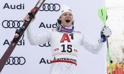 Lucas Pinheiro Braathen no pódio da Copa do Mundo de esqui alpino em Kitzbühel