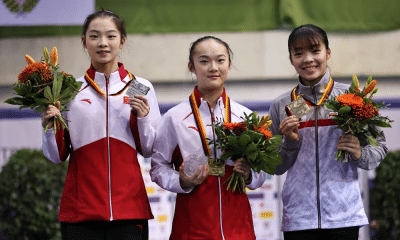 Pódio da trave na Copa do Mundo de Cottbus. China fez dobradinha com ouro de Zhou Yaqin