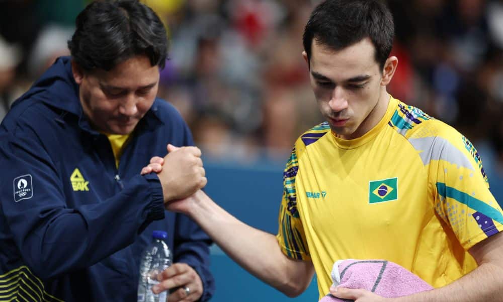 Hugo Calderano deixa a quadra cabisbaixo após perder a semifinal dos Jogos Olímpicos para Truls Moregard (Luiza Moraes/COB)