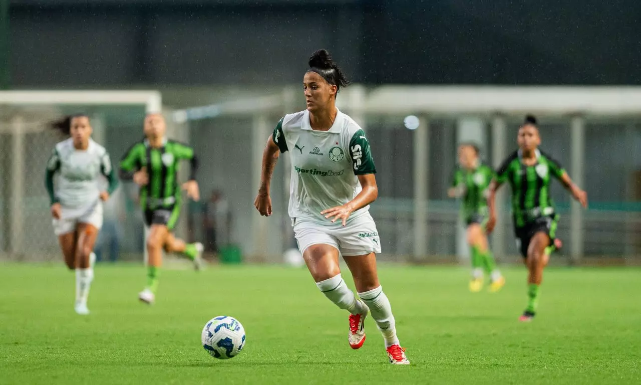 Palmeiras, Bragantino, América-MG, Brasileirão Feminino, Internacional