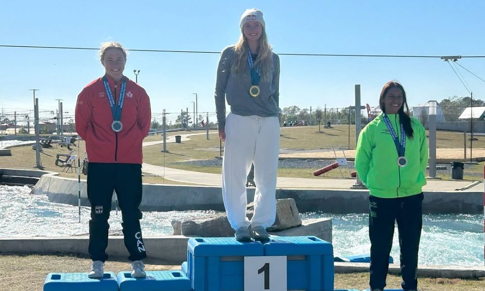 Omira Estácia foi bronze no C1 feminino