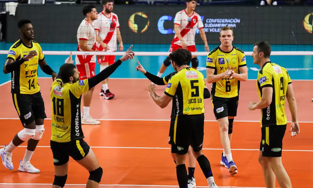 Praia Clube x River Plate - Sul-Americano de Clubes de vôlei