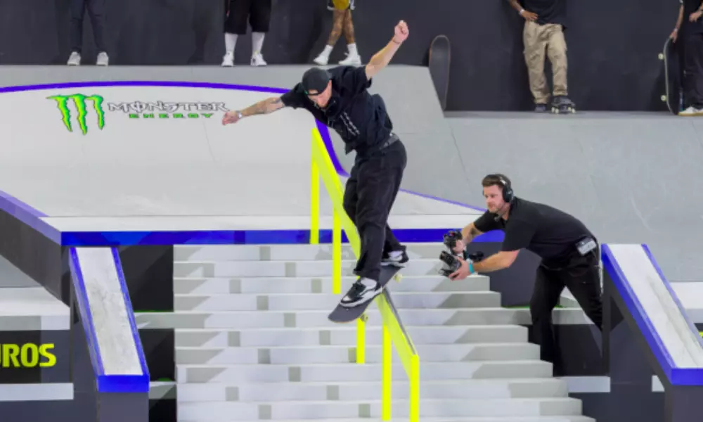 Giovanni Vianna andando de skate