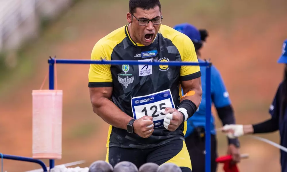 Willian Dourado vencendo o Troféu Adhemar Ferreira da Silva