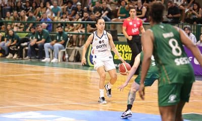 Na imagem, Jennifer Muñoz na armação do São José, na vitória contra o Cerrado.