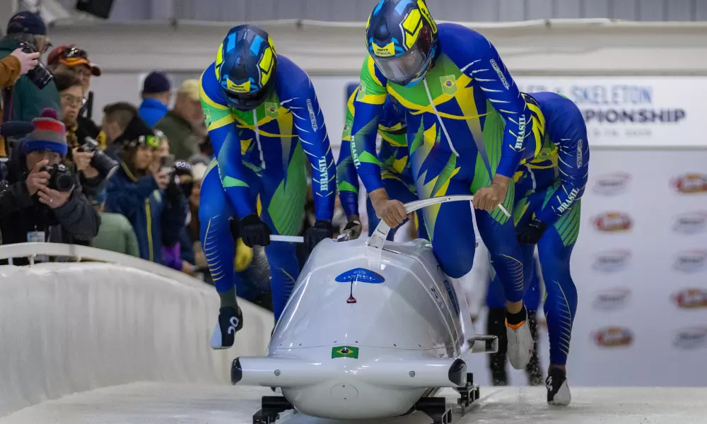 Edson Bindilatti, Edson Martins, Rafael Souza e Erick Vianna no Mundial de bobsled