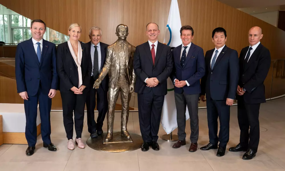 Candidatos à presidência do COI posam para foto