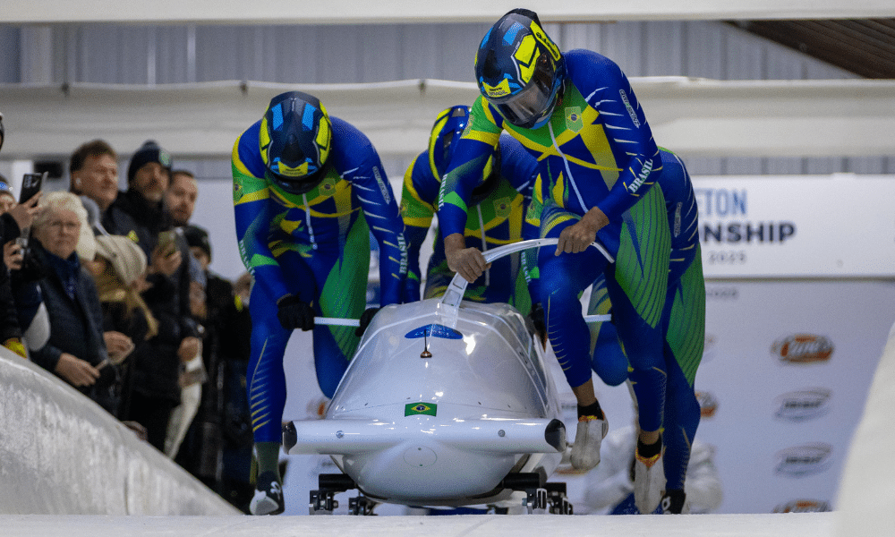 Trenó de four-man do Brasil no Mundial de bobsled e skeleton