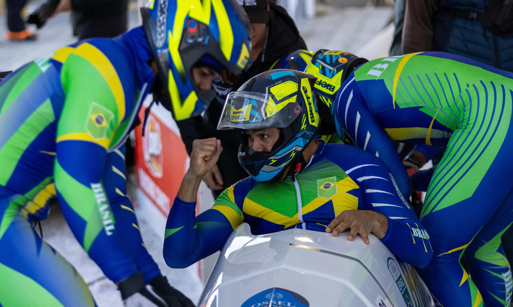 Edson Bindilatti no trenó do four-man do Brasil no Mundial de bobsled e skeleton