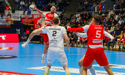 Haniel Langaro em jogo do Dinamo Bucareste na Champions League de handebol masculino