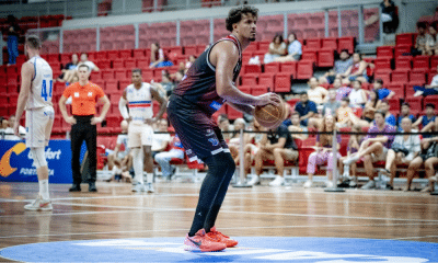 Lucas Dias cobra lance livre para o Sesi Franca em jogo do NBB