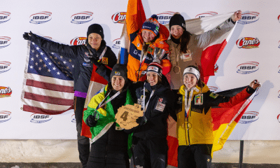 Nicole Silveira no pódio do Mundial de Skeleton