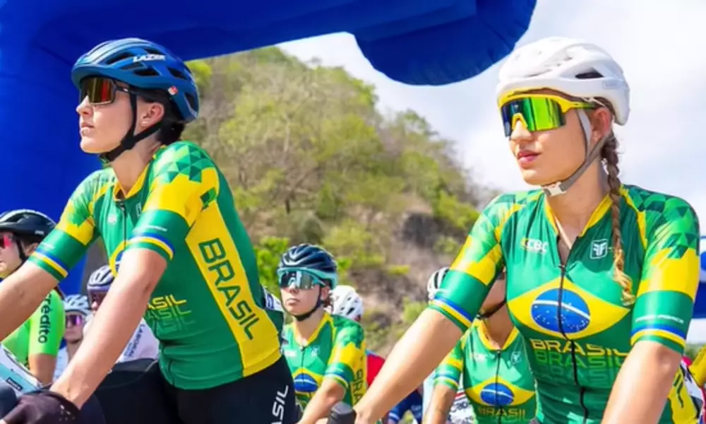 Carolina Bilato, Thayna Araújo, Tamires Radatz, Volta de El Salvador de ciclismo estrada.
