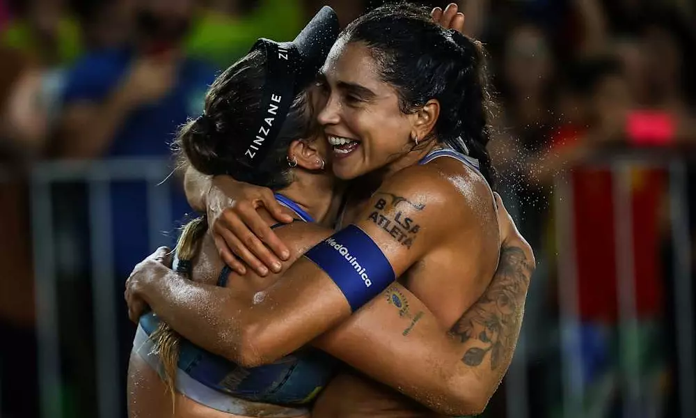 Carol Solberg e Rebecca - Finalistas Elite 16 de Brasília - Circuito Mundial - Vôlei de Praia