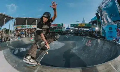 Na imagem, Isadora Pacheco encaixando manobra no bowl de Criciúma.
