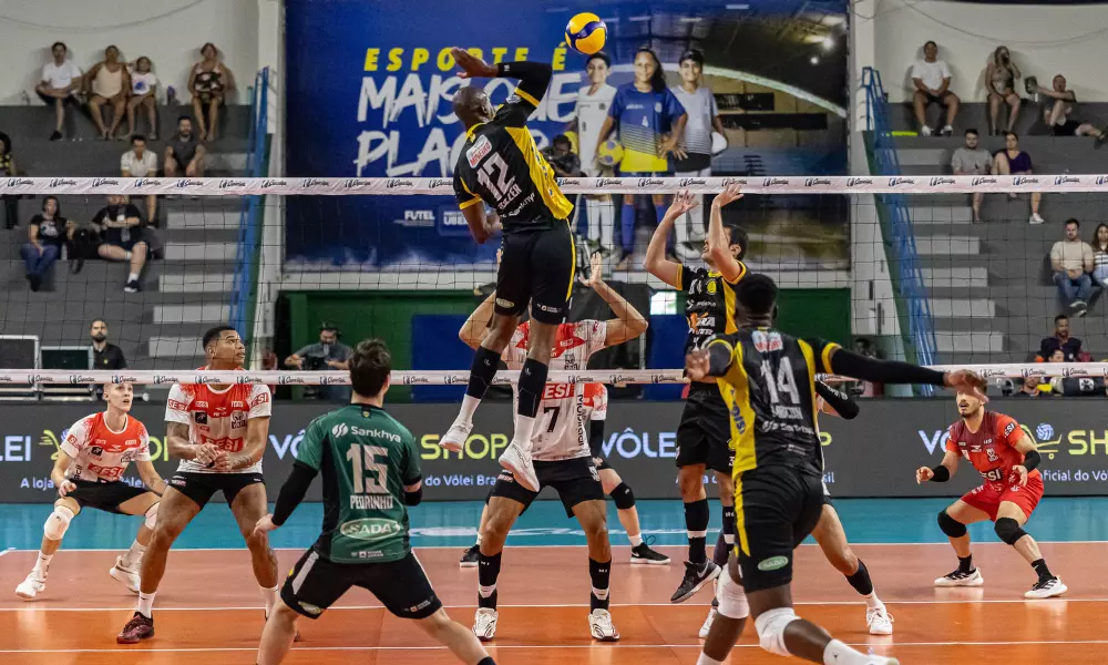 Praia Clube x Sesi Bauru - Superliga Masculina de Vôlei