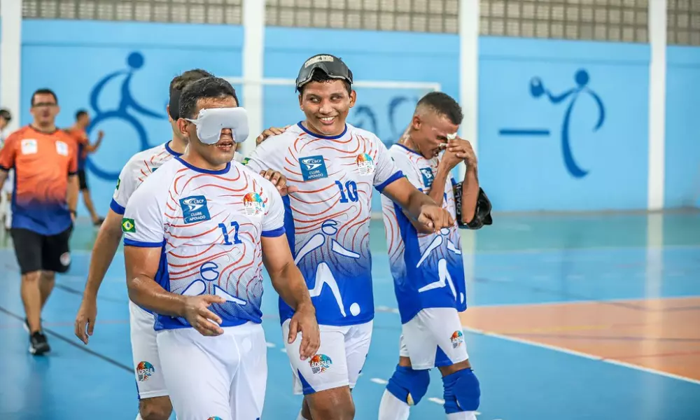 Jogadores de futebol de cegos na Liga Nacional