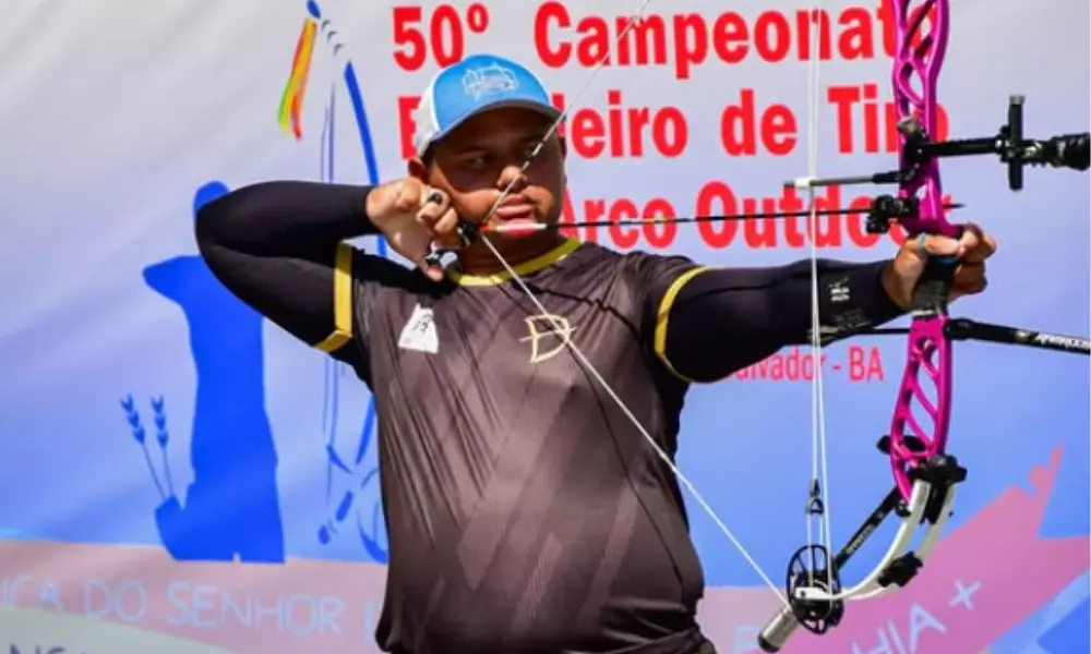 Jairo Rodrigo do tiro com arco