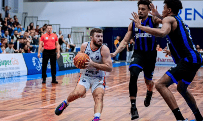 Jogadores da Unifacisa e do Pinheiros pelo NBB