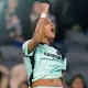 Geyse comemora gol em goleada do Gotham FC sobre o Angel City na NWSL